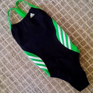 Adidas Youth Solid Splice Vortex One Piece Swimsuit, girls size 6